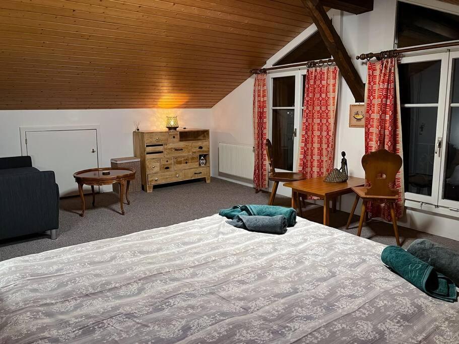 Chalet Maithili Lauterbrunnen -152-Year-Old Majestic Chalet Esterno foto