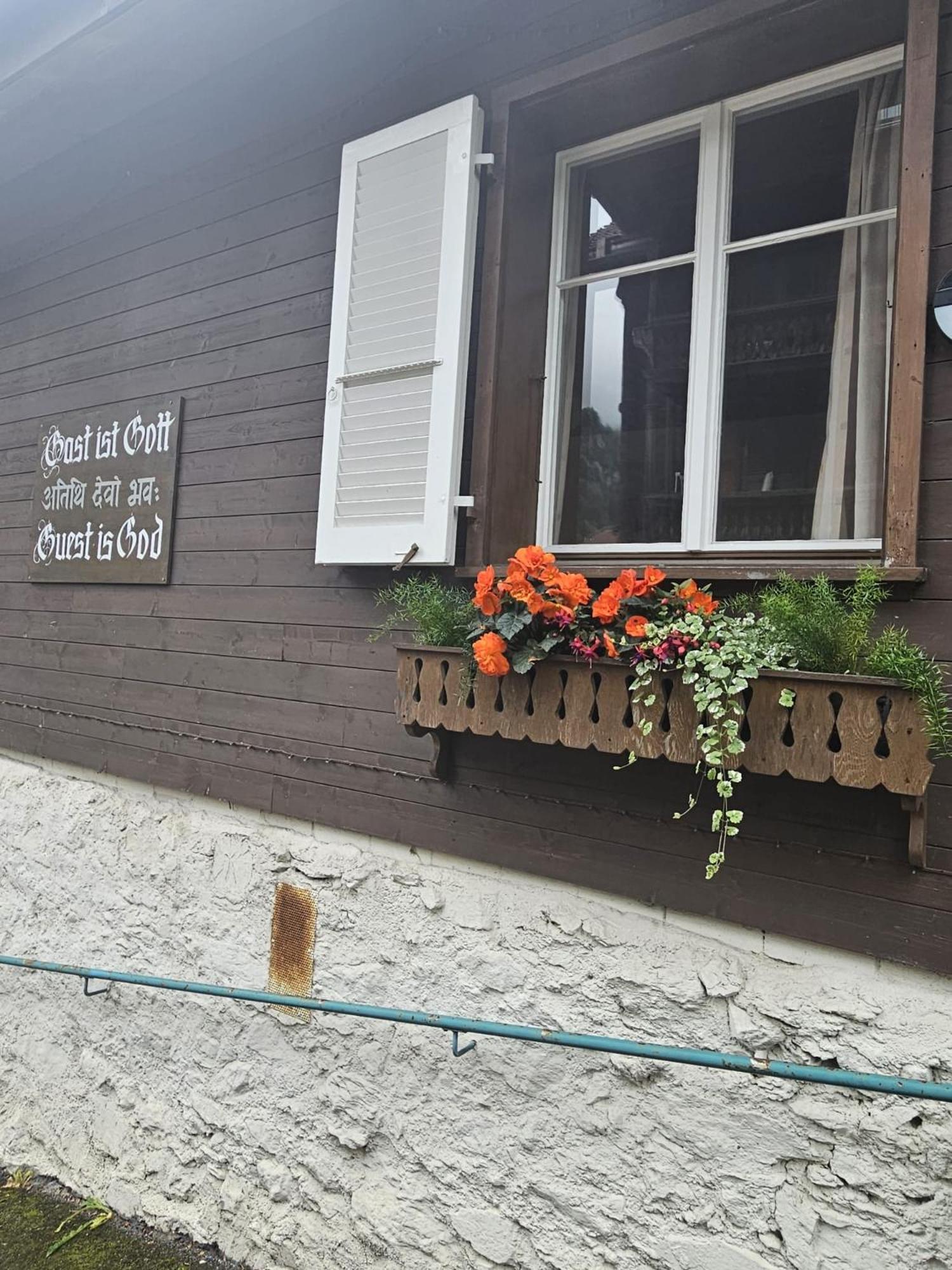 Chalet Maithili Lauterbrunnen -152-Year-Old Majestic Chalet Esterno foto